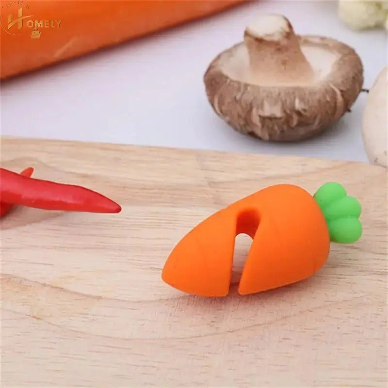 New Silicone Carrot Design Spill-proof Pot Lid Rack Creative Overflow Stoppers Pot Cover Lifter Kitchen Accessories
