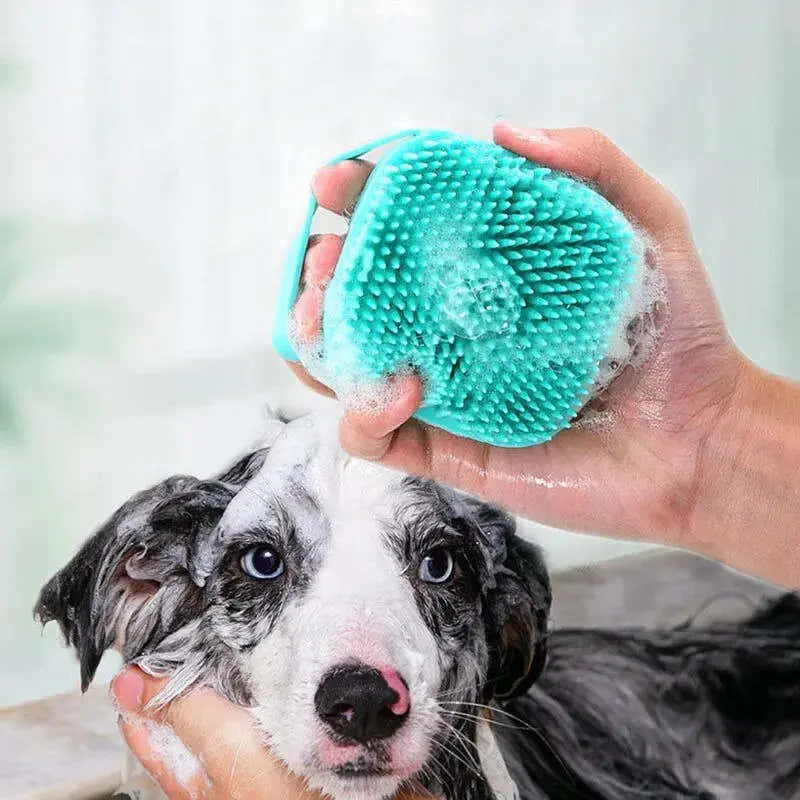 Silicone Pet Bath Brush – Shampoo Dispenser – view 2