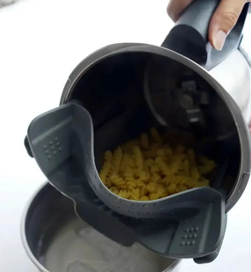 Clip-On Silicone Strainer for Pots & Pans