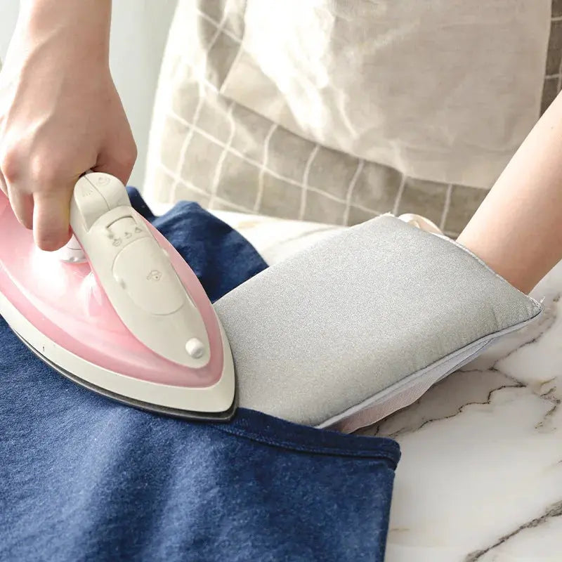 Mini Ironing Glove – Heat-Resistant Hand Pad – view 4